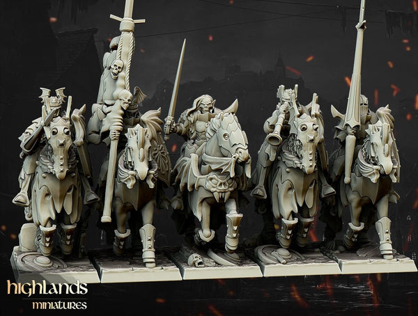 Vampire Knight (Blood Knight)  unit  by Highlands Miniatures